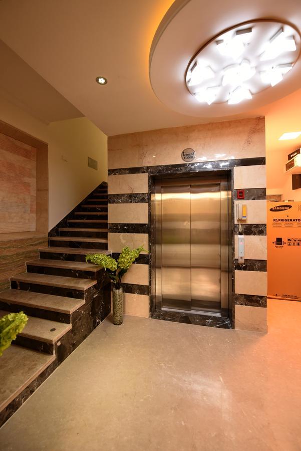 Sky Residency Bed and Breakfast Τσενάι Εξωτερικό φωτογραφία